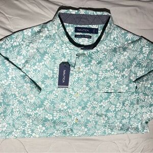 Nautica Green and White Casual Button Down Shirt